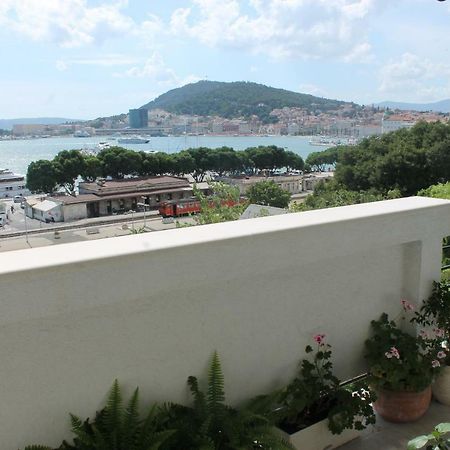 Bianca beach apartments Split Bagian luar foto