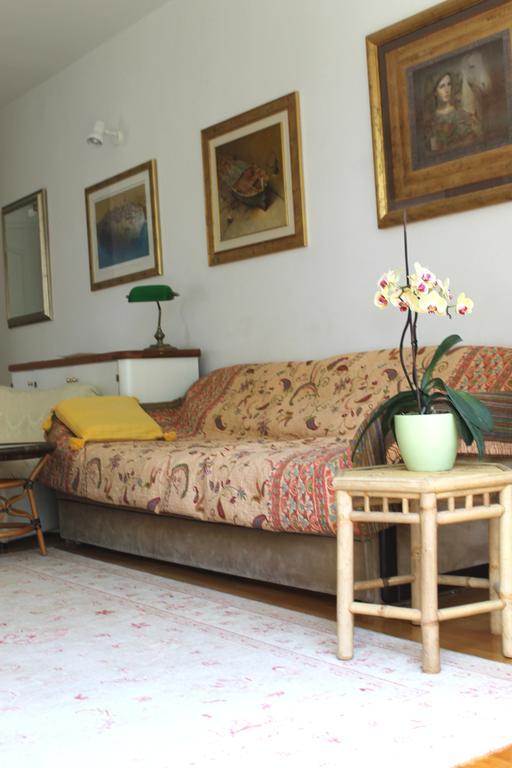 Bianca beach apartments Split Bagian luar foto