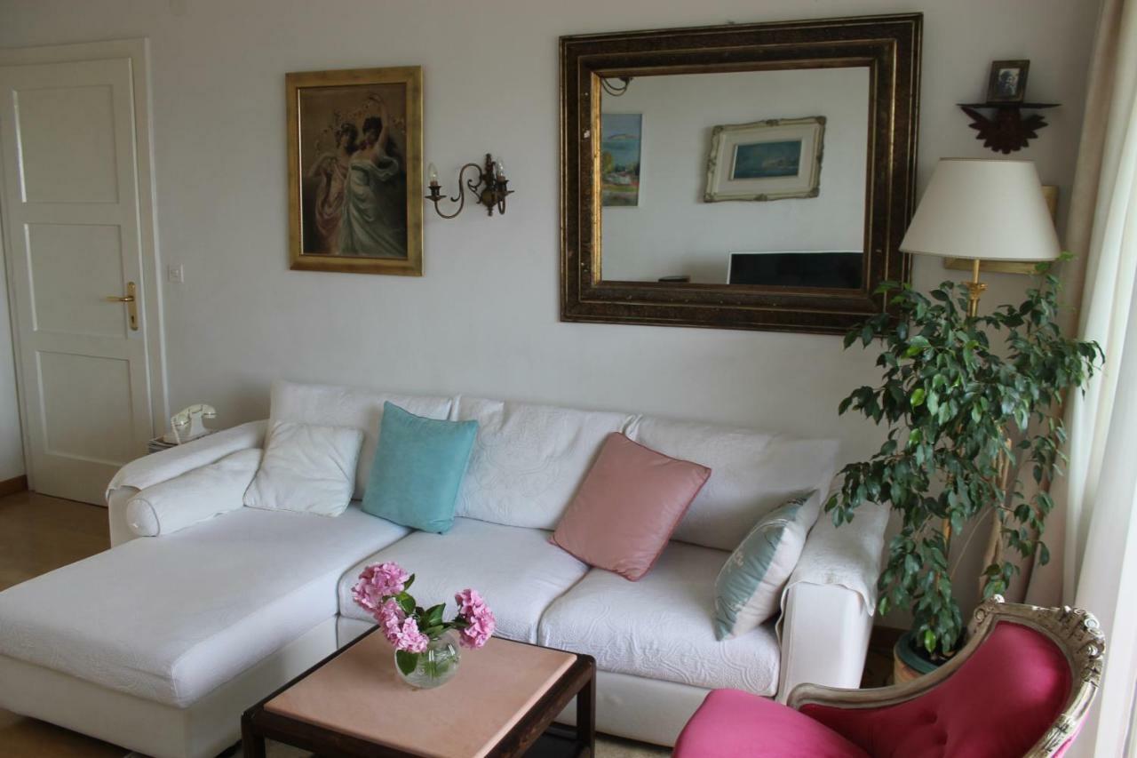 Bianca beach apartments Split Bagian luar foto