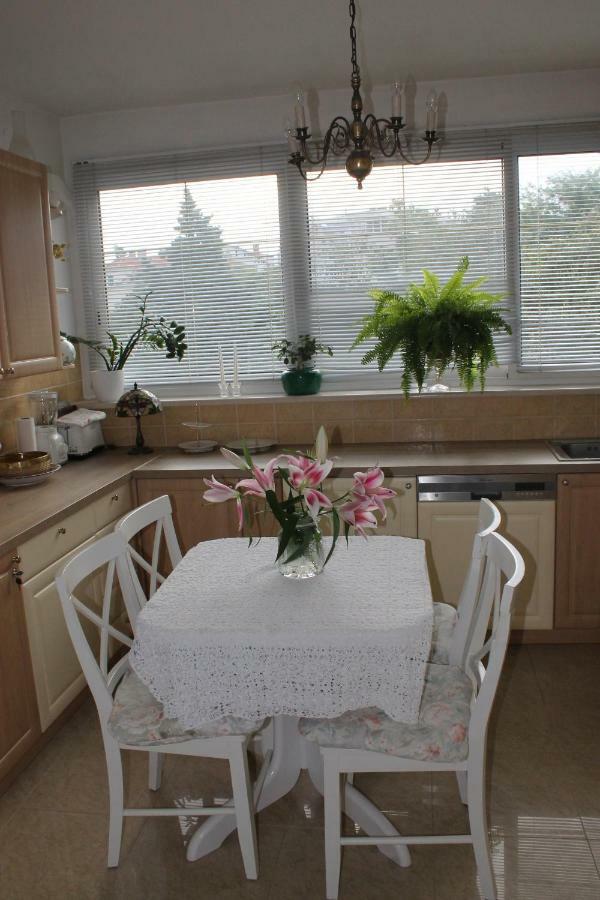 Bianca beach apartments Split Bagian luar foto